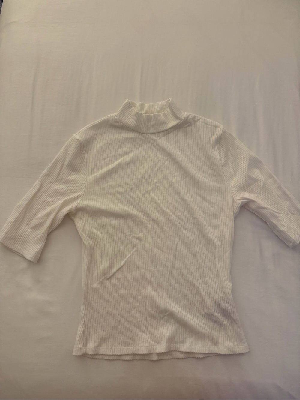 Reformation White Ribbed Short Sleeve Turtleneck Top - Size S